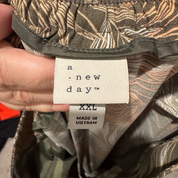 a new day Olive and Tan Leaf Print Camisole and Pants Set - Picture 4 of 4